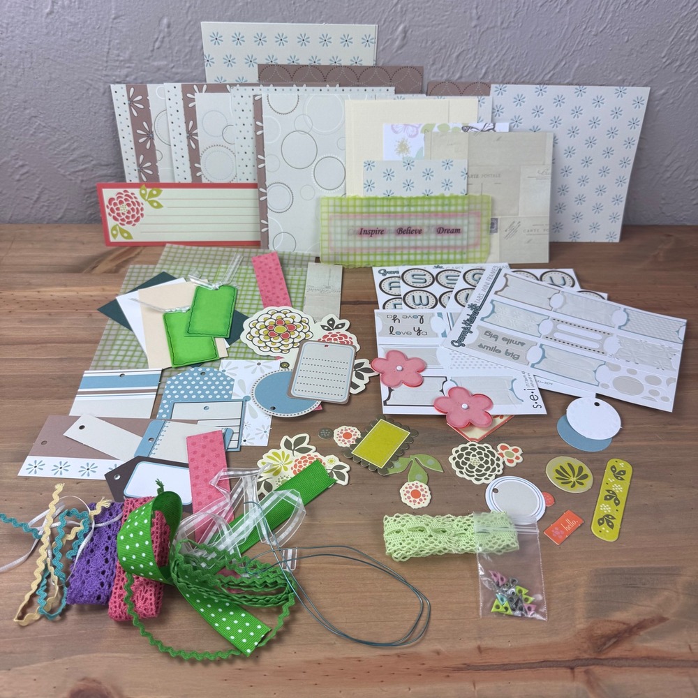Vintage 90s Junk journal ephemera Scrapbook tags floral paper scraps kit